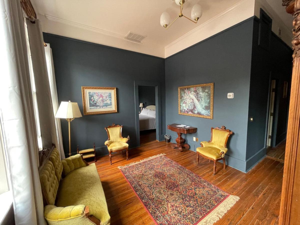Hotel The Grand Hogansville